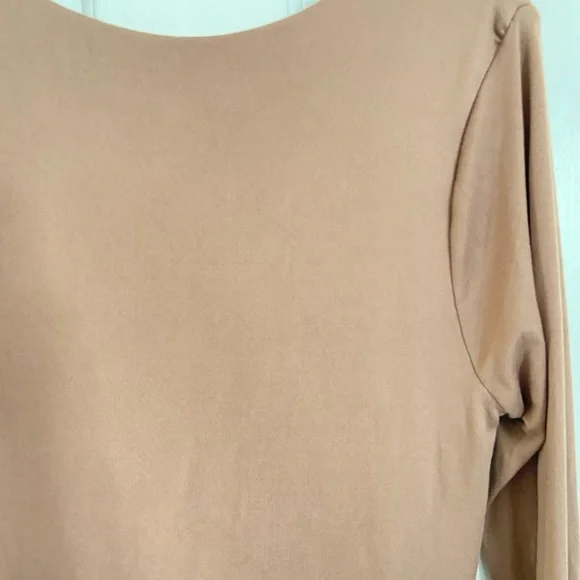 Heart & Hips Maternity Dress - Picture 8 of 14